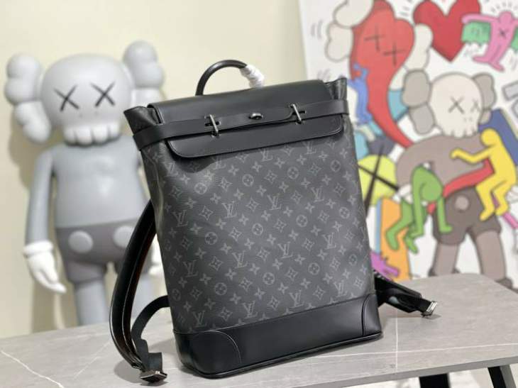 Picture of Louis Vuitton Mens Bags _SKUfw131462361fw